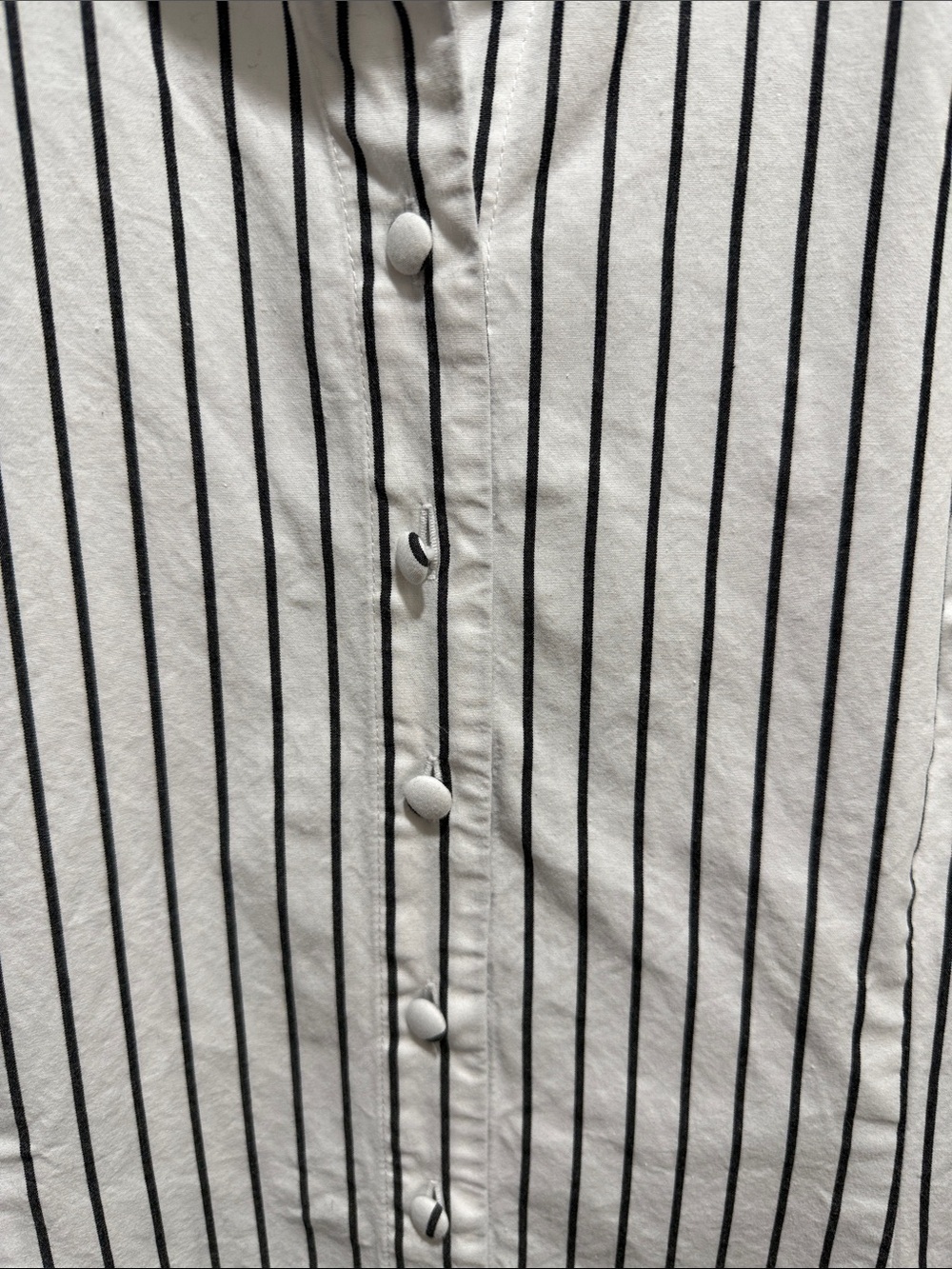 J. Peterman Women’s White Black Pinstripe Button Front Blouse Size 12 - Picture 4 of 7